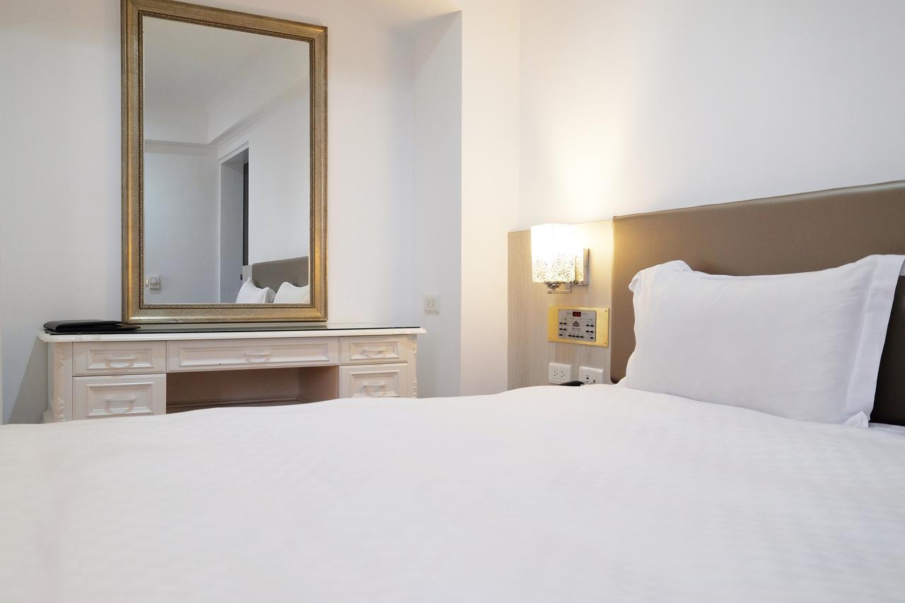 Dynasty Hotel Đài Nam Ngoại thất bức ảnh