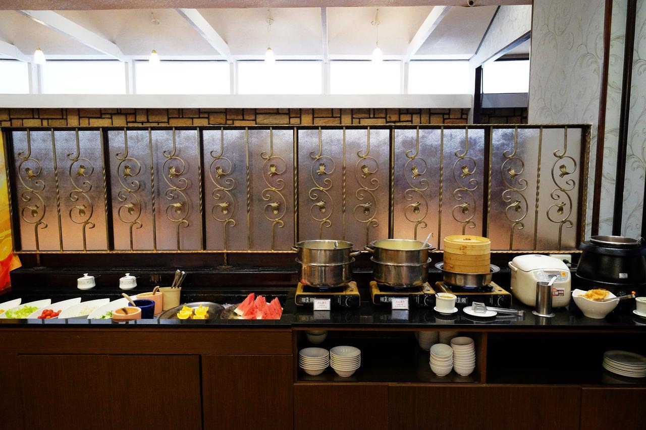 Dynasty Hotel Đài Nam Ngoại thất bức ảnh